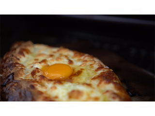 Хачапурі по-аджарськи на Broil King. Покроковий відео рецепт для гриля